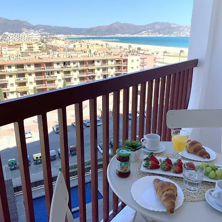 Apartment 1ª Linea De Mar -wifi- Aire Acondicionado Empuriabrava
