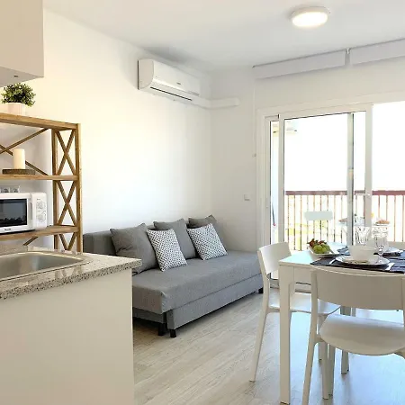 Apartment 1ª Linea De Mar -wifi- Aire Acondicionado Empuriabrava