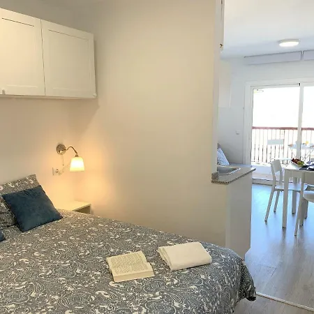 1ª Linea De Mar -wifi- Aire Acondicionado Apartment *